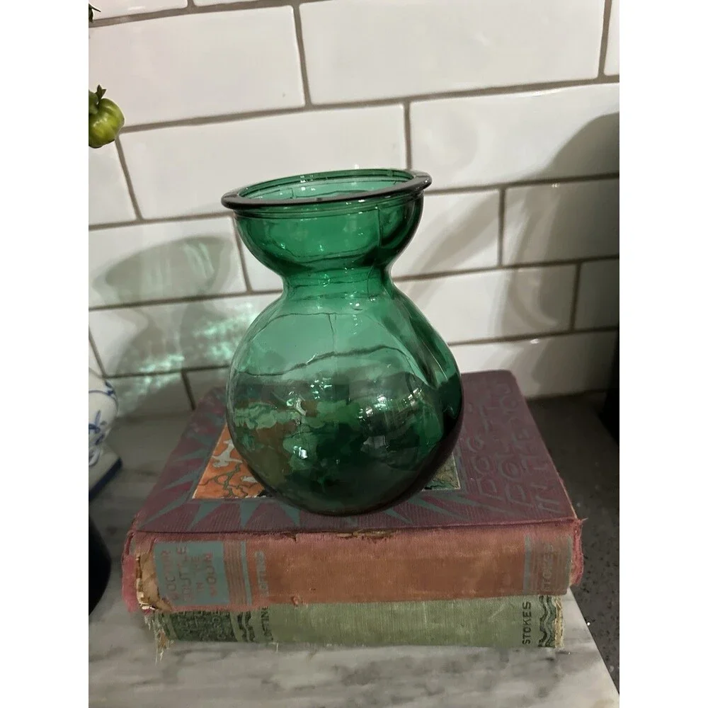Antique Emerald Green Glass Hyacinth Bulb Forcing Vase Hand Blown